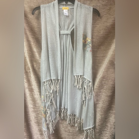 Lulumari Fringe Floral Embroidery Vest - Picture 16 of 16